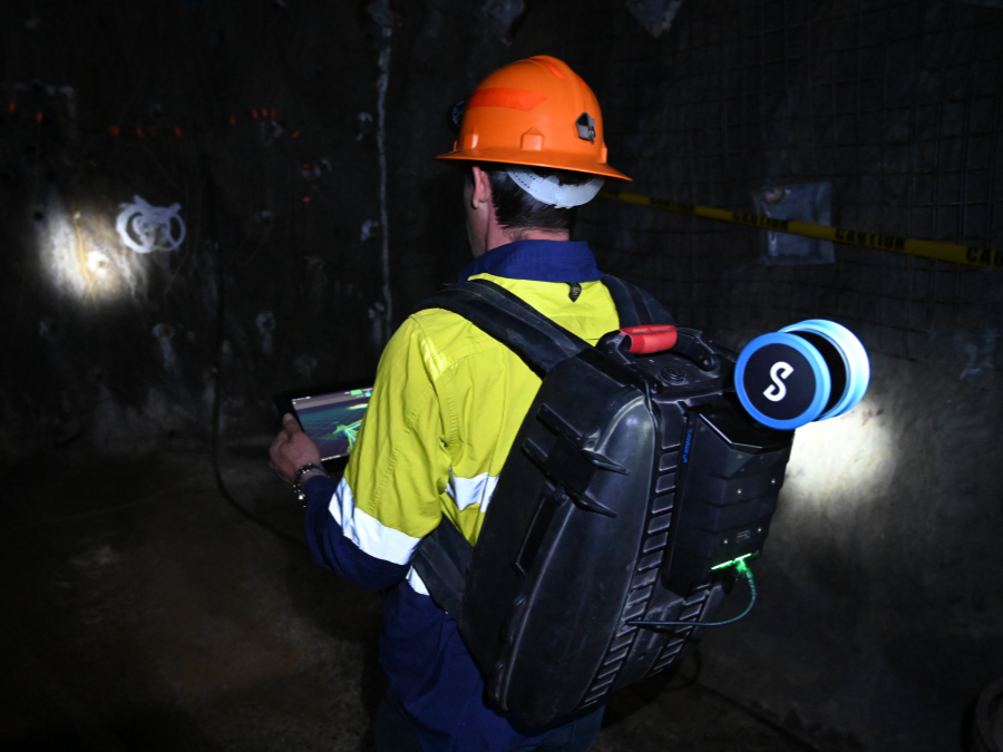 Backpack-RTK-Underground_900x675px