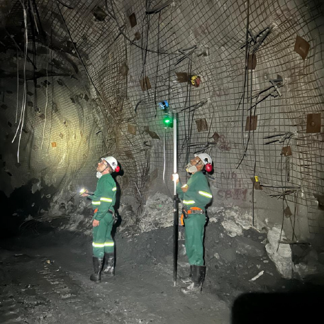Mining Checkpoints Monitoring convergence in an underground gold mine