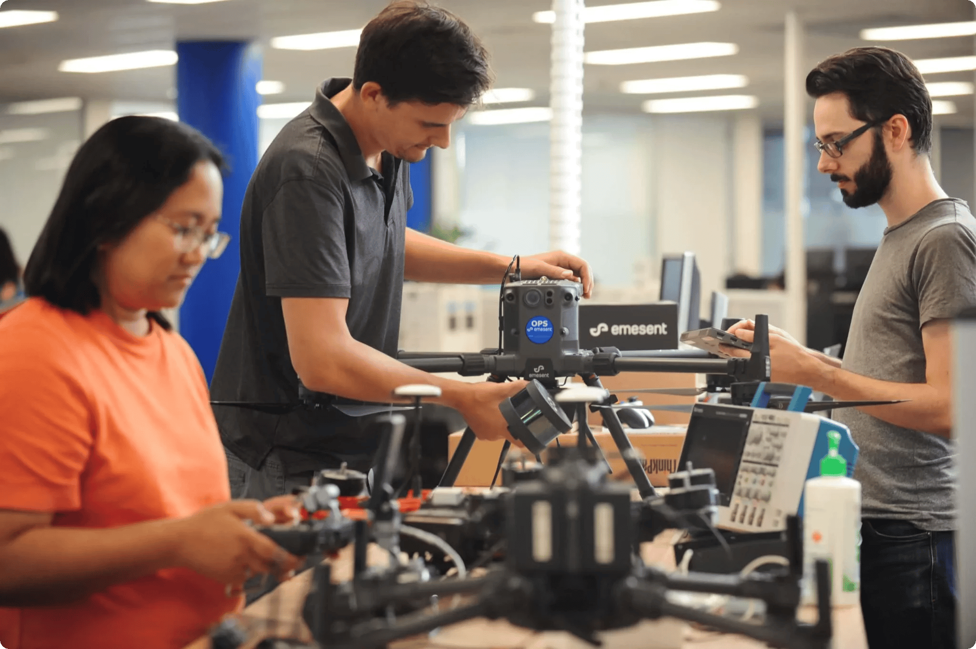 leading-edge-tech-scaled-1-2048x1362-fotor-20250908153711